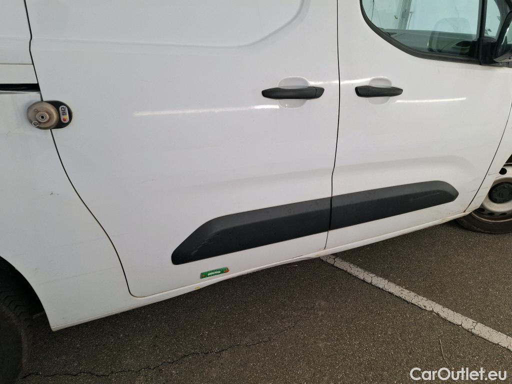  Citroen  Berlingo  Fourgon Club XL 950 1.5 BlueHDi 100CV BVM5 E6dT #1