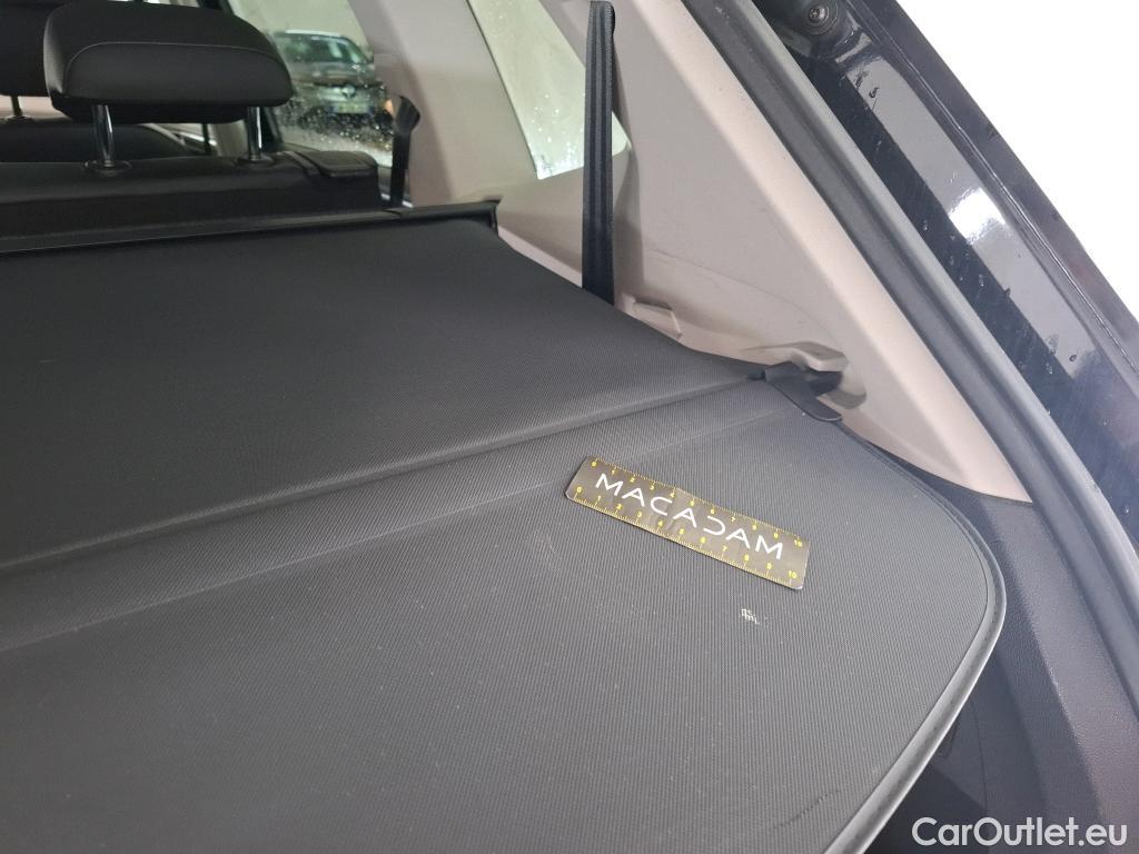  Volkswagen  Tiguan VOLKSWAGEN  Allspace / 2017 / 5P / SUV 2.0 TDI 150 DSG7 Carat Exclusive #31