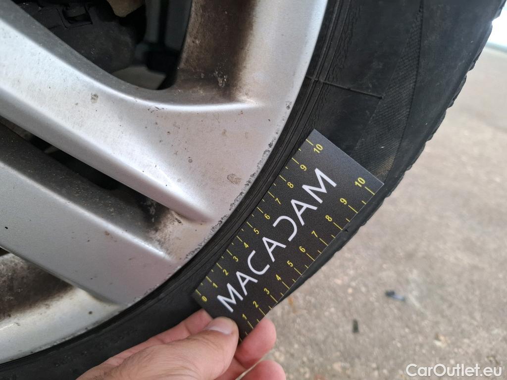  Toyota  Corolla TOYOTA  Touring Sports / 2018 / 5P / Break Hybride 122h Dynamic Business #41