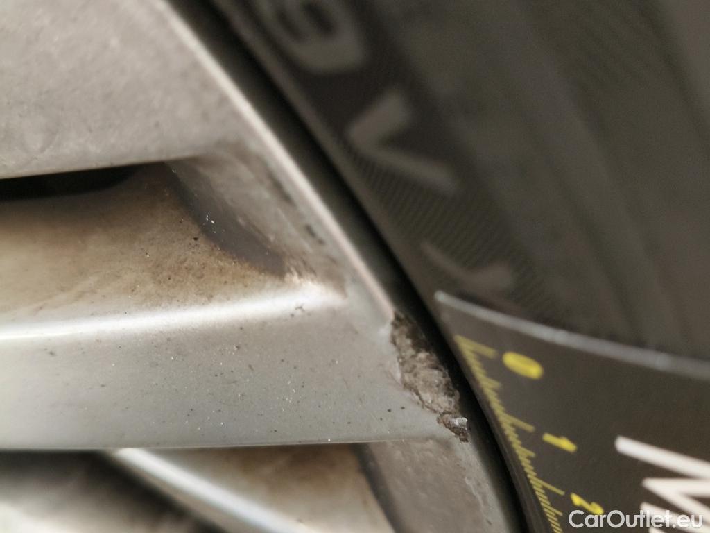  Volkswagen  T-ROC VOLKSWAGEN  / 2017 / 5P / SUV 2.0 TDI 115 LOUNGE BUS #5