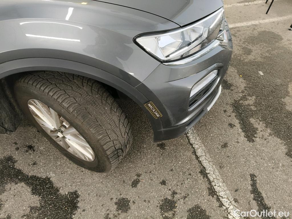  Volkswagen  T-ROC VOLKSWAGEN  / 2017 / 5P / SUV 2.0 TDI 115 LOUNGE BUS #10
