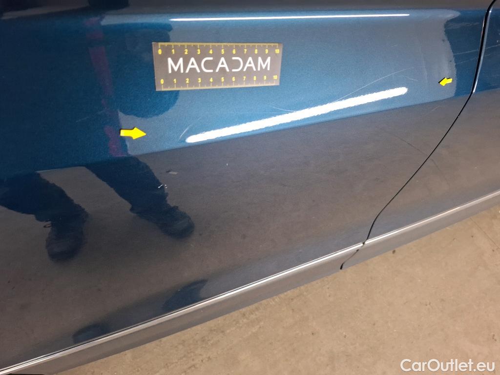  Volkswagen  Tiguan VOLKSWAGEN  / 2020 / 5P / SUV 2.0 TDI 150 DSG7 Life Business #39