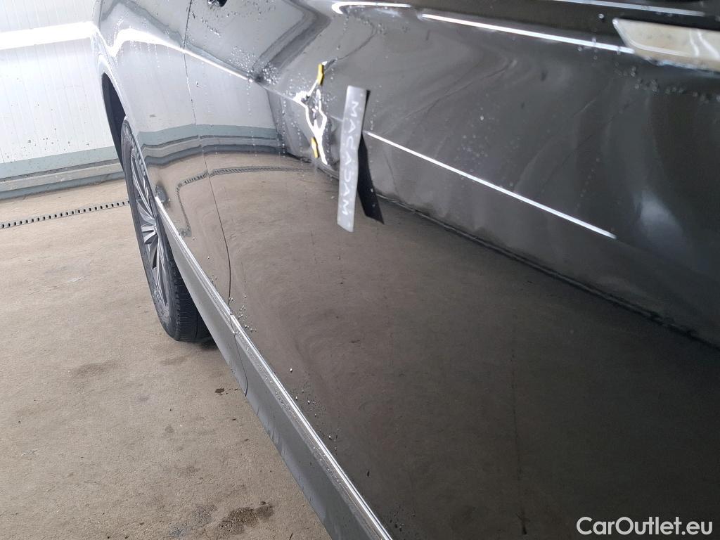  Volkswagen  Tiguan VOLKSWAGEN  Allspace / 2017 / 5P / SUV 2.0 TDI 150 DSG7 Carat Exclusive #2