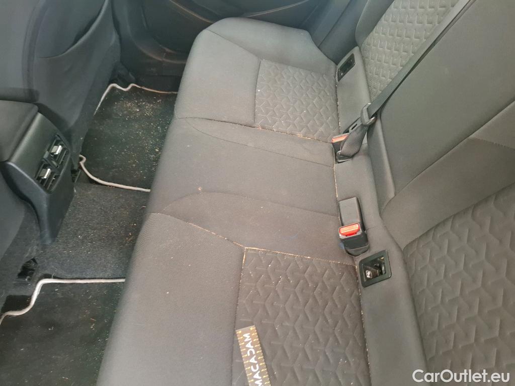  Toyota  Corolla TOYOTA  Touring Sports / 2018 / 5P / Break Hybride 122h Dynamic Business #69