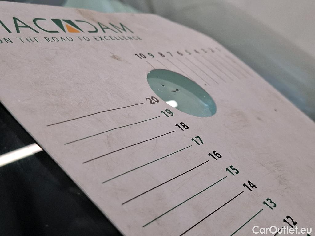  Volkswagen  Tiguan VOLKSWAGEN  / 2020 / 5P / SUV 2.0 TDI 150 DSG7 Life Business #35