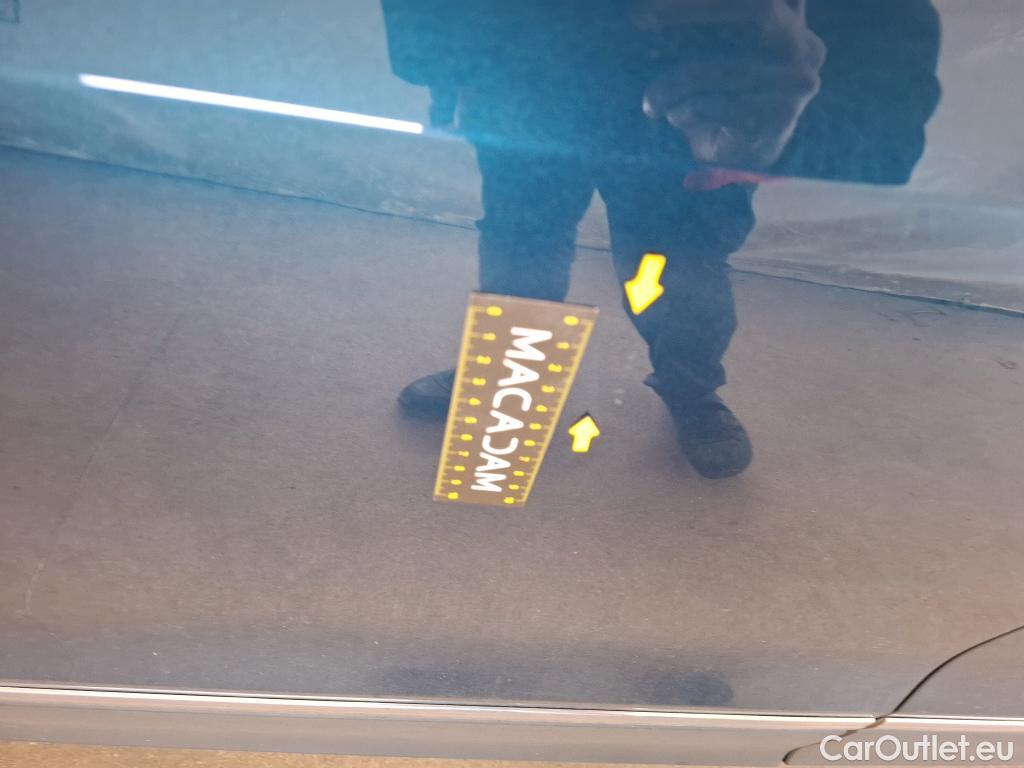  Volkswagen  Tiguan VOLKSWAGEN  / 2020 / 5P / SUV 2.0 TDI 150 DSG7 Life Business #26