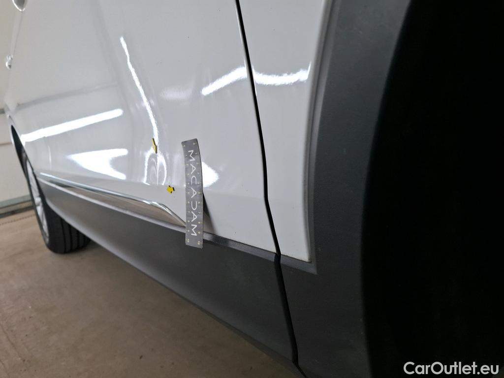  Volkswagen  Tiguan VOLKSWAGEN  / 2020 / 5P / SUV 2.0 TDI 150 DSG7 Life Business #5