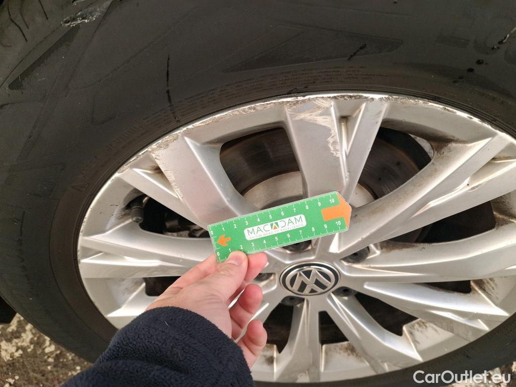  Volkswagen  Tiguan VOLKSWAGEN  5p SUV 2.0 TDI 150 BVM6 Confortline Business #7