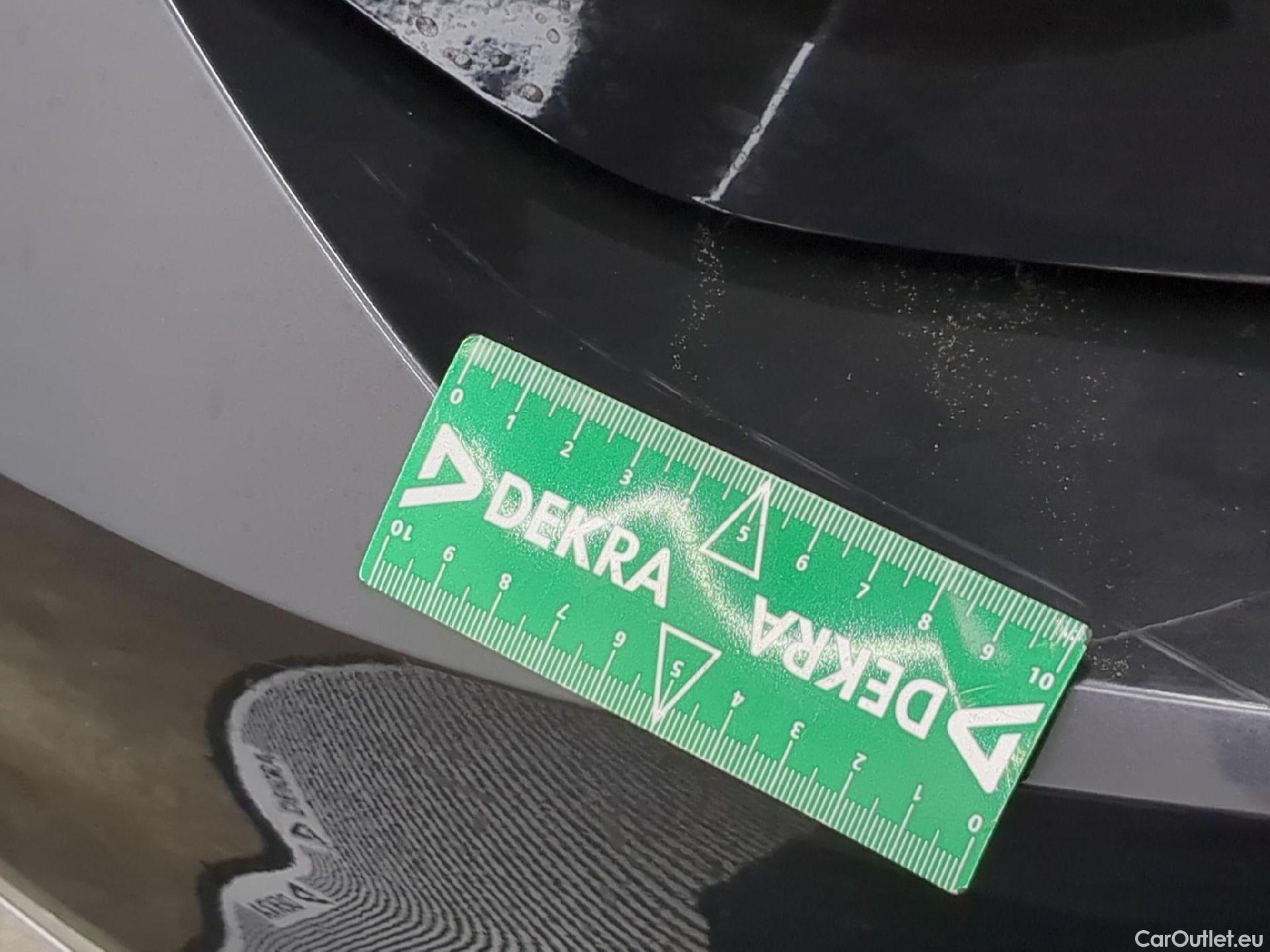  Volkswagen  Passat VOLKSWAGEN  SW / 2019 / 5P / Break 2.0 TDI 150 SCR DSG7 SW LOUNGE #14