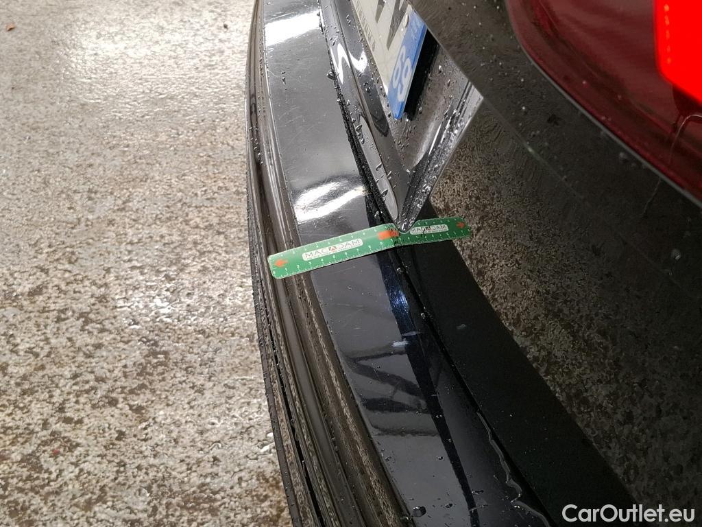  Volkswagen  Tiguan VOLKSWAGEN  / 2020 / 5P / SUV 2.0 TDI 150 DSG7 R-Line #15