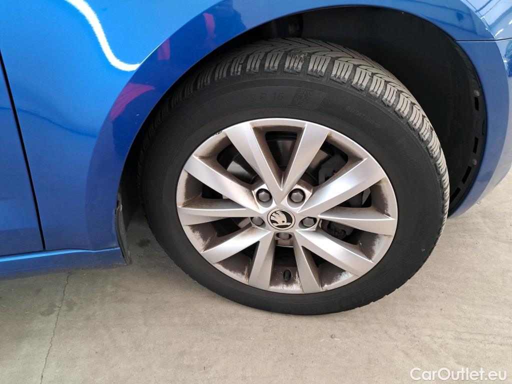  Skoda  Octavia  Break Business 2.0 TDI 150CV BVA7 E6dT #32