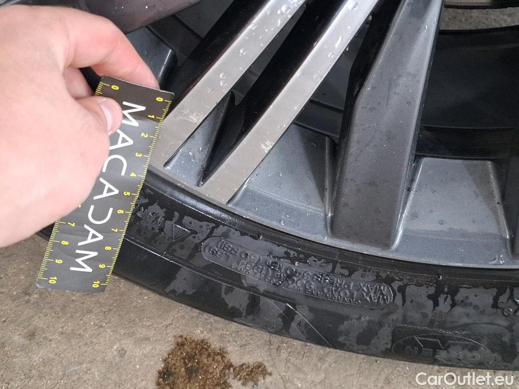  Volkswagen  Tiguan VOLKSWAGEN  Allspace / 2017 / 5P / SUV 2.0 TDI 150 DSG7 Carat Exclusive #7