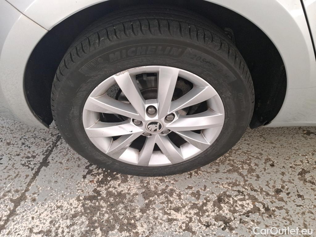  Skoda  Octavia  Combi Business 1.0 TSI 115CV BVM6 E6 #27