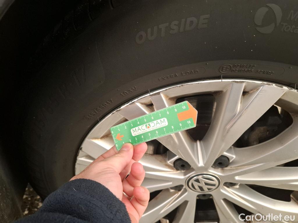  Volkswagen  Tiguan VOLKSWAGEN  5p SUV 2.0 TDI 150 BVM6 Confortline Business #24