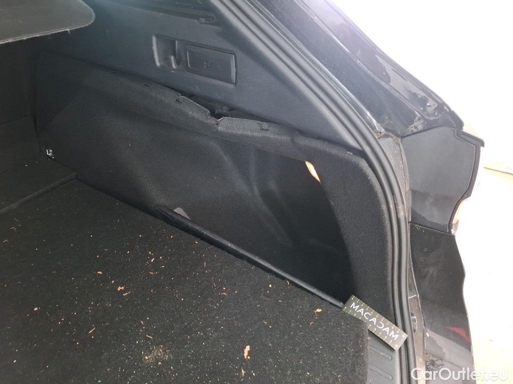  Toyota  Corolla TOYOTA  Touring Sports / 2018 / 5P / Break Hybride 122h Dynamic Business #9