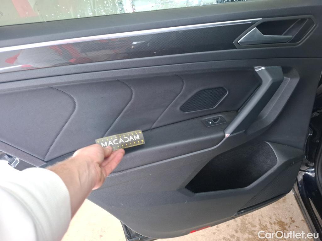  Volkswagen  Tiguan VOLKSWAGEN  Allspace / 2017 / 5P / SUV 2.0 TDI 150 DSG7 Carat Exclusive #12