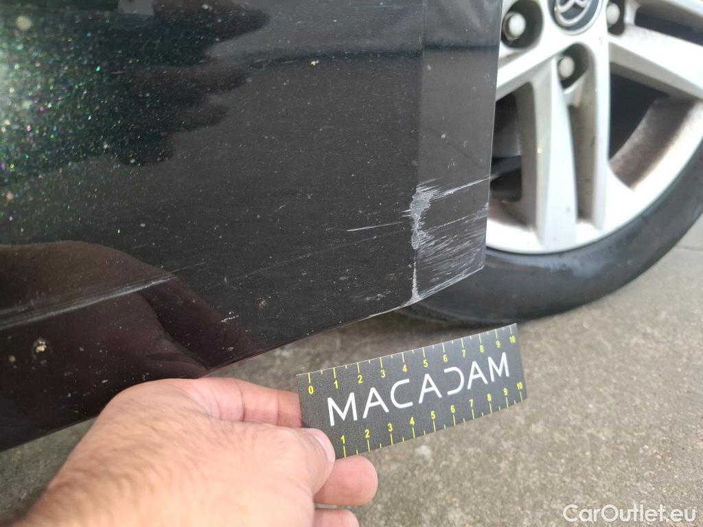  Toyota  Corolla TOYOTA  Touring Sports / 2018 / 5P / Break Hybride 122h Dynamic Business #19