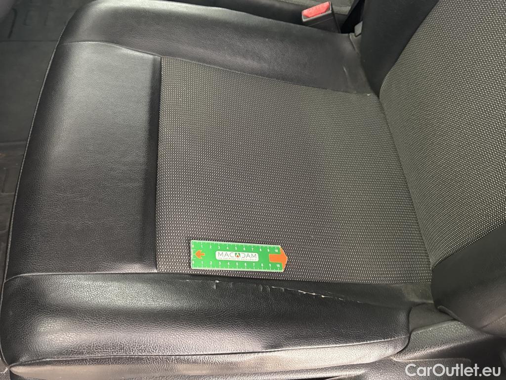  Opel  Vivaro OPEL  / 2019 / 4P / Fourgon tôlé 1.5 Diesel 120 L2 PACK BUSINESS #21