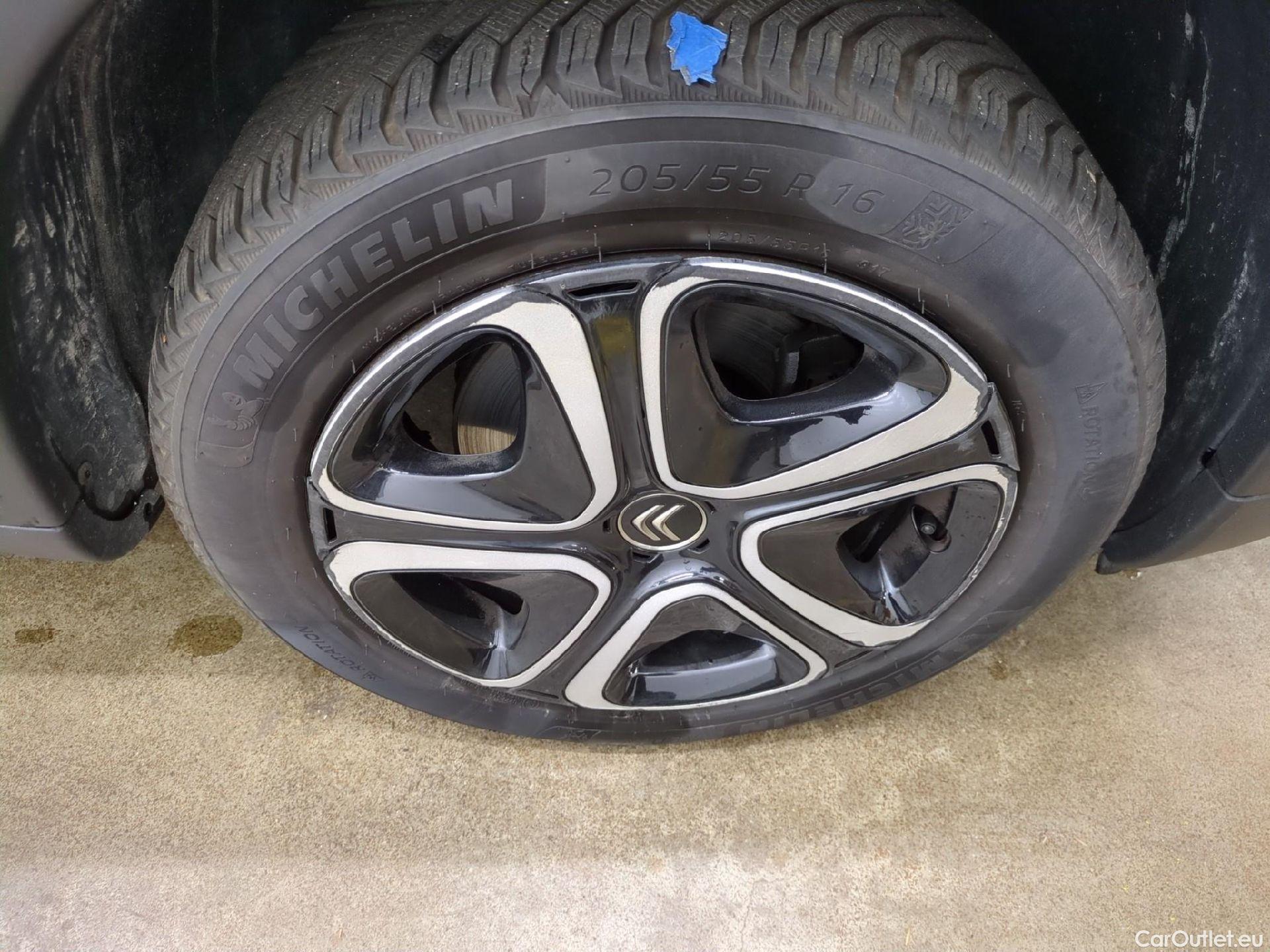  Citroen  C4 Cactus  Feel Nav Société 1.5 BlueHDI 120CV BVA6 E6dT #48