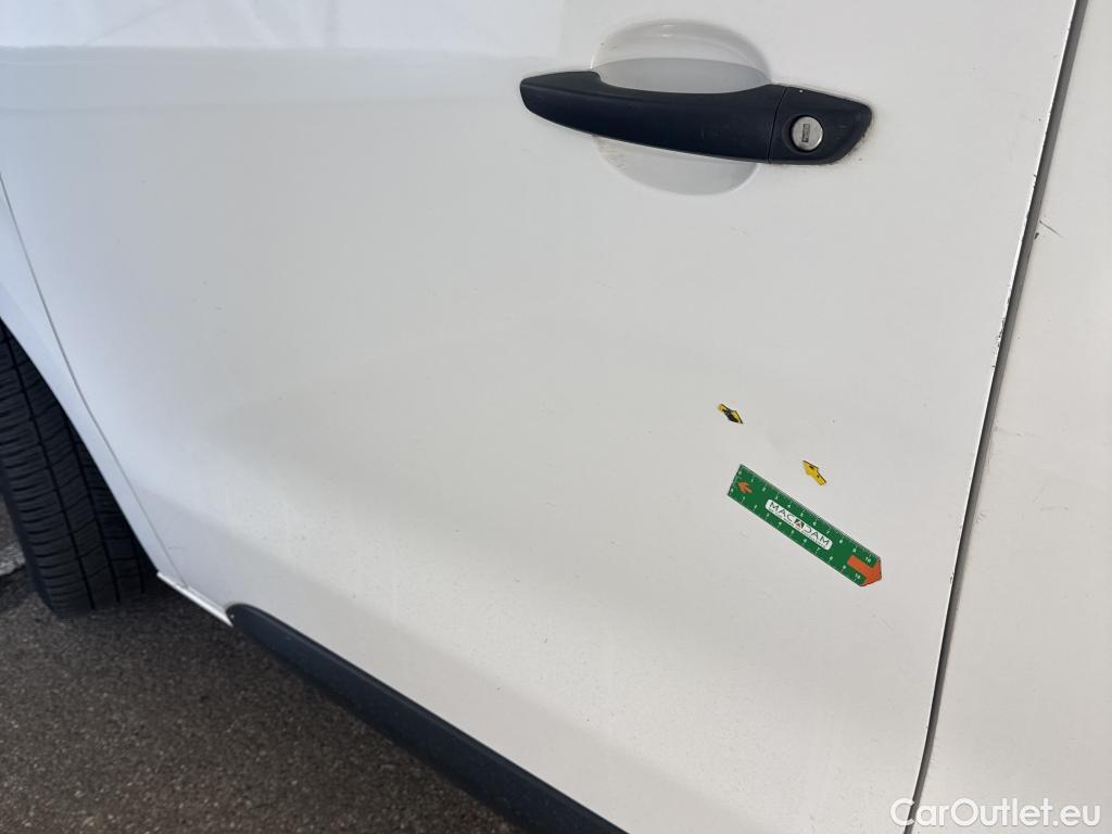  Opel  Vivaro OPEL  / 2019 / 4P / Fourgon tôlé 1.5 Diesel 120 L2 PACK BUSINESS #31