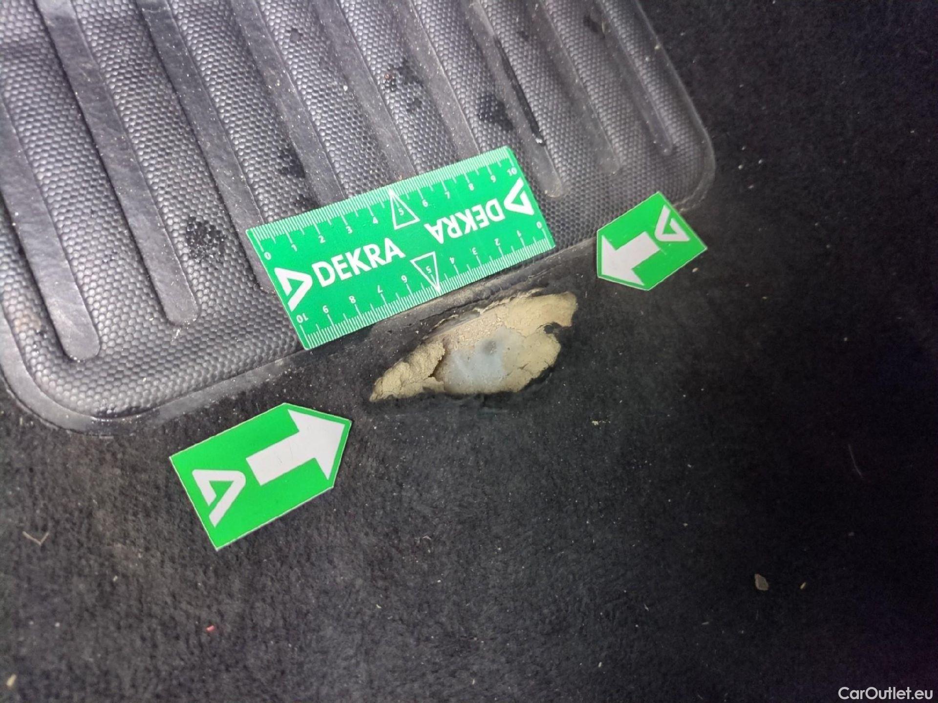  Citroen  C4 Cactus  Feel Nav Société 1.5 BlueHDI 120CV BVA6 E6dT #9