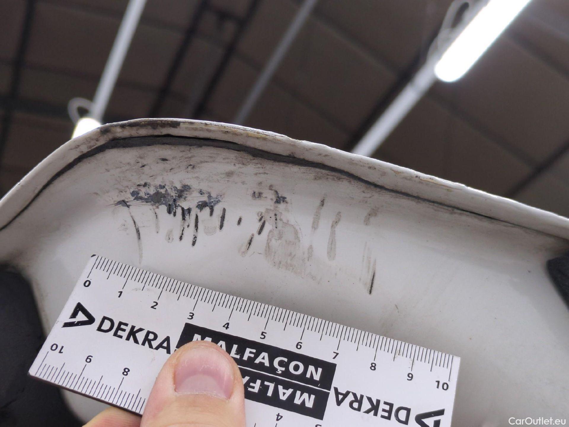  Citroen  C4 Cactus  Feel Nav Société 1.5 BlueHDI 120CV BVA6 E6dT #93