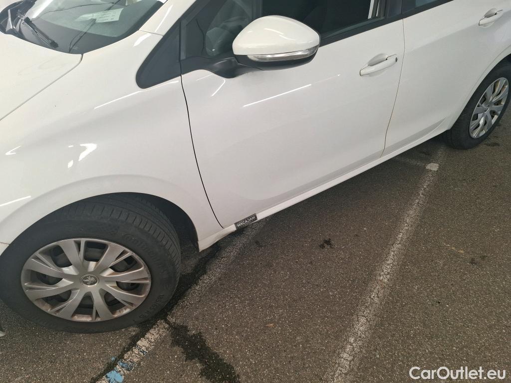  Peugeot  208  Affaire Premium Pack 1.5 HDi 100CV BVM5 E6dT #3