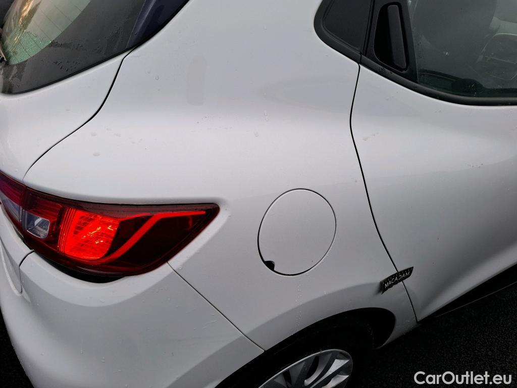  Renault  Clio  IV Air MediaNav 1.5 dCi 75CV BVM5 E6 #9