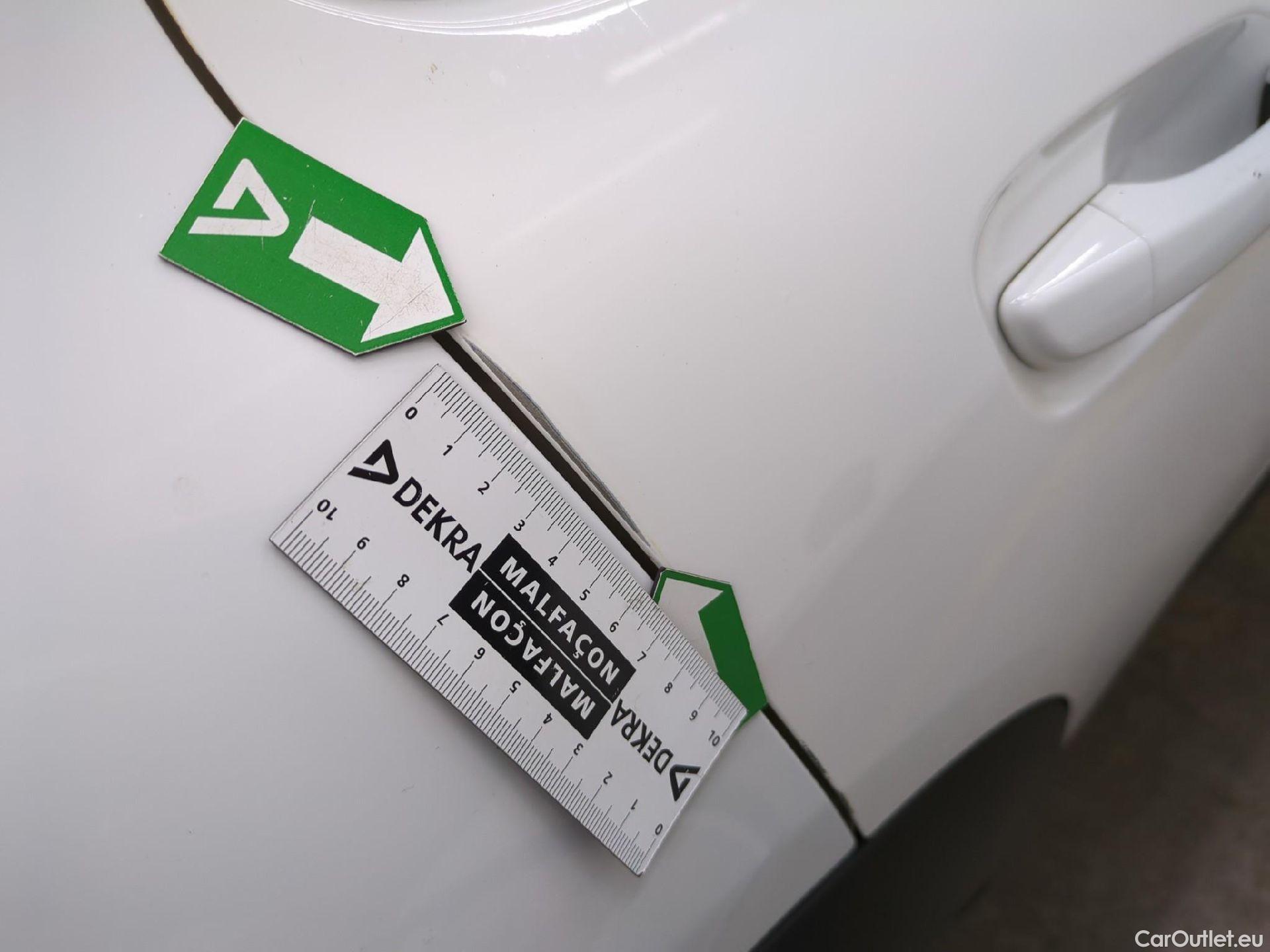  Citroen  C4 Cactus  Feel Nav Société 1.5 BlueHDI 120CV BVA6 E6dT #61