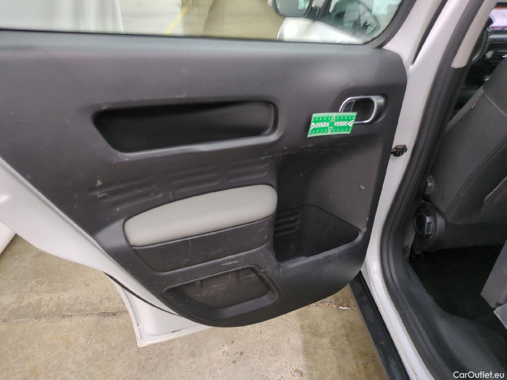  Citroen  C4 Cactus  Feel Nav Société 1.5 BlueHDI 120CV BVA6 E6dT #37