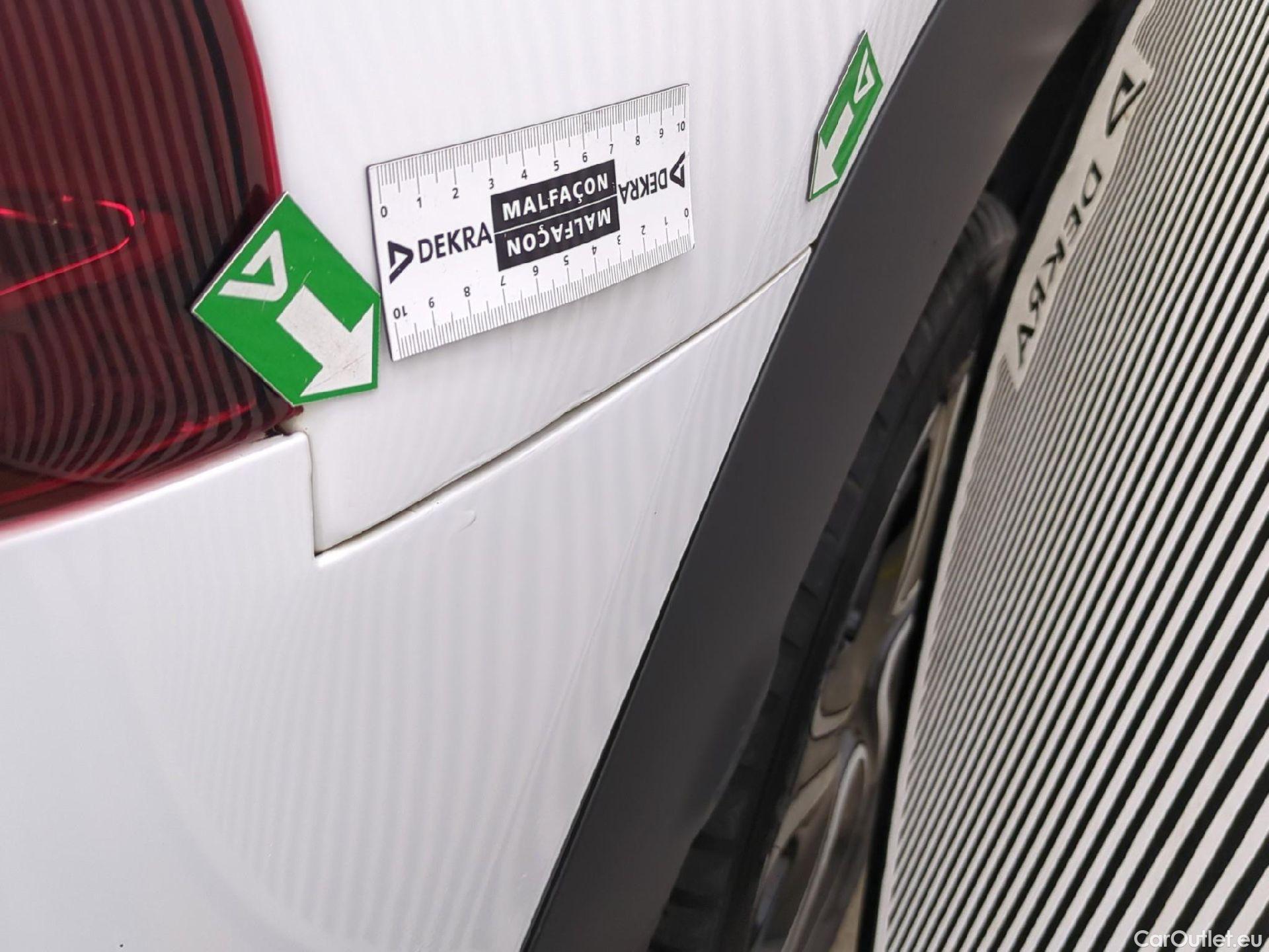  Citroen  C4 Cactus  Feel Nav Société 1.5 BlueHDI 120CV BVA6 E6dT #55