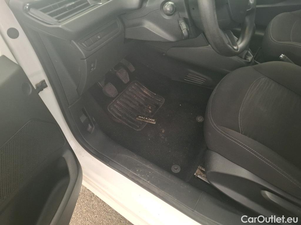  Peugeot  208  Affaire Premium Pack 1.5 HDi 100CV BVM5 E6dT #1