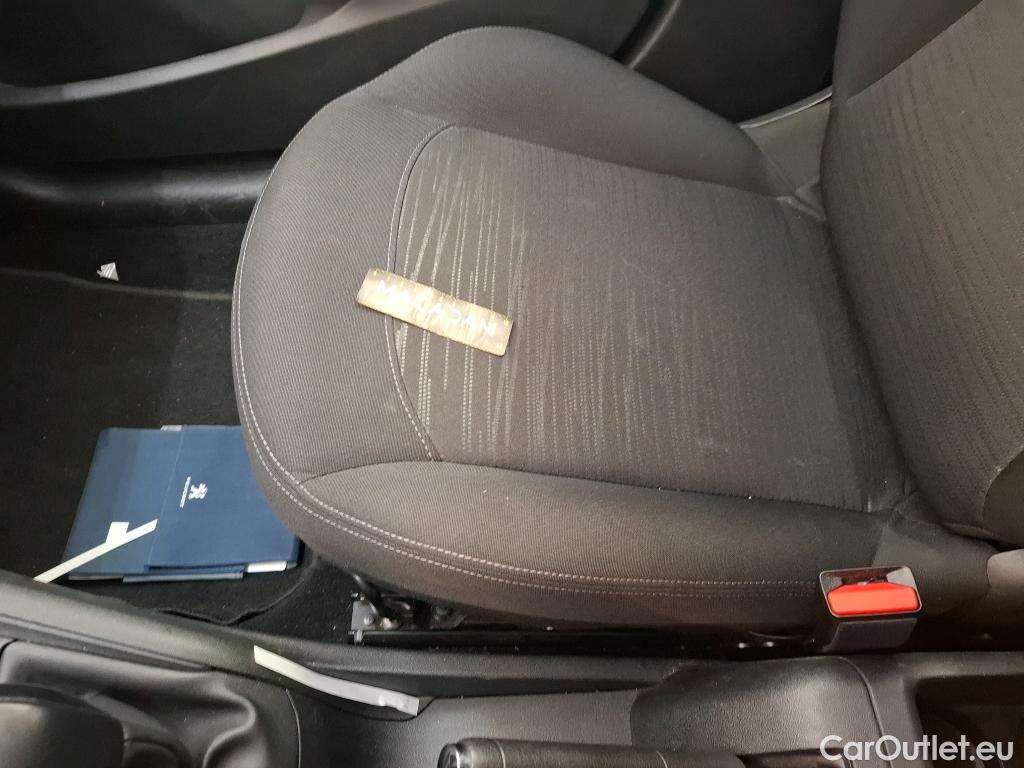  Peugeot  208  Affaire Premium Pack 1.5 HDi 100CV BVM5 E6dT #34