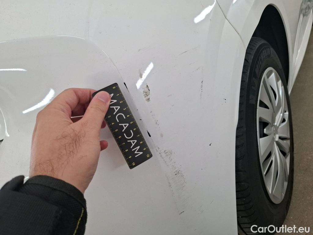  Peugeot  208  Premium 1.5 HDi 100CV BVM6 E6d #45