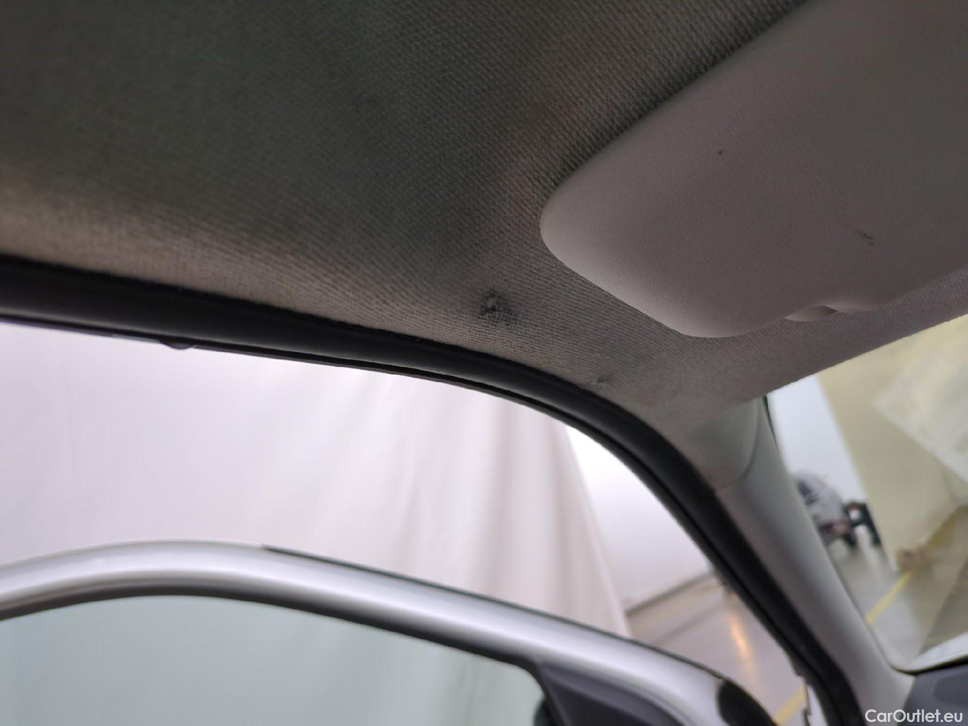  Citroen  C4 Cactus  Feel Nav Société 1.5 BlueHDI 120CV BVA6 E6dT #4