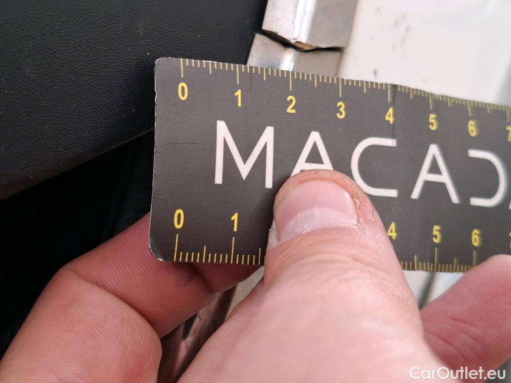  Peugeot  208  Affaire Premium Pack 1.5 HDi 100CV BVM5 E6dT #3