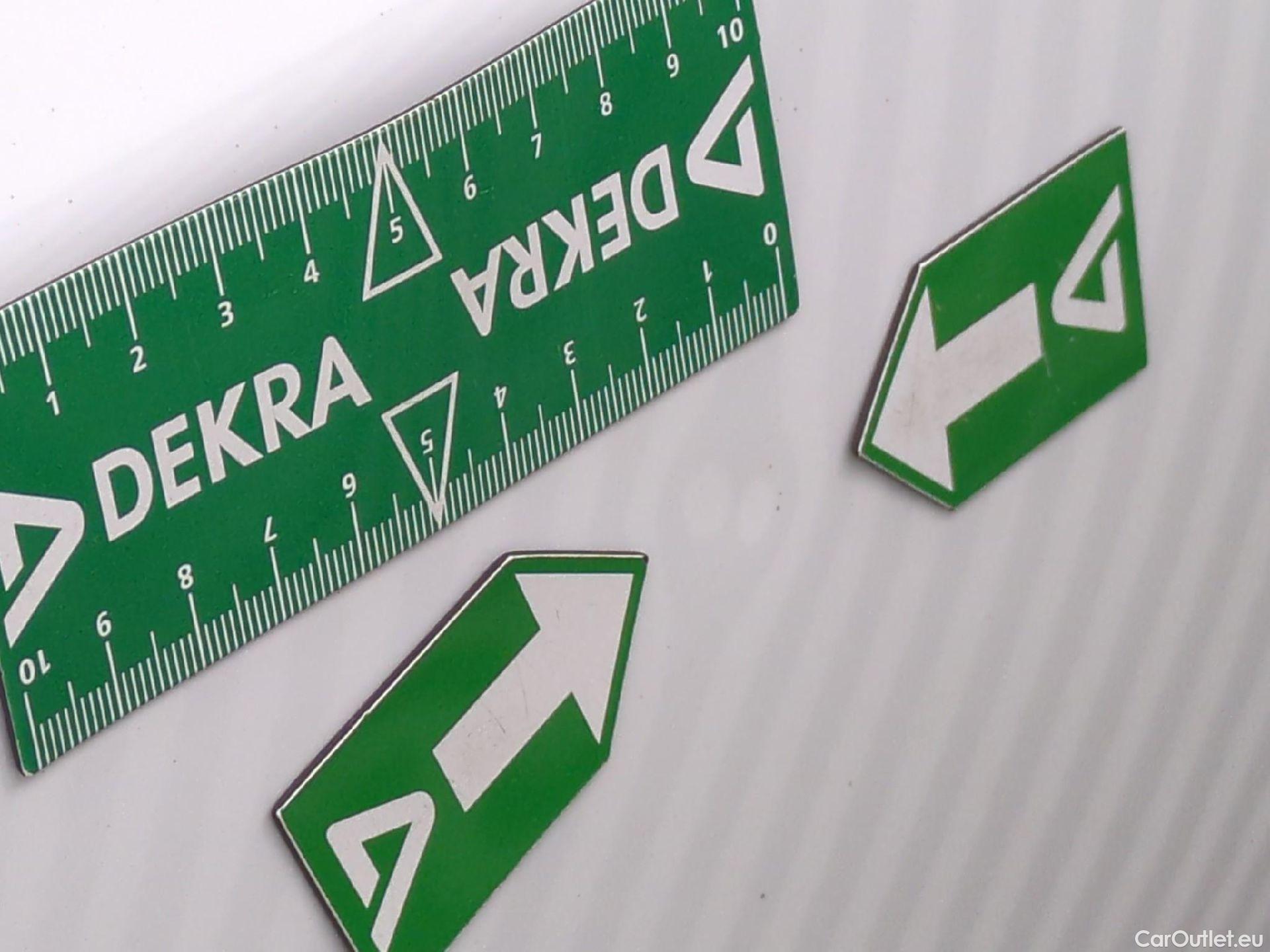  Citroen  C4 Cactus  Feel Nav Société 1.5 BlueHDI 120CV BVA6 E6dT #89