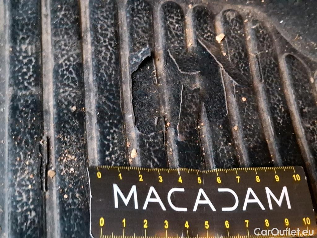  Renault  Clio  IV Air MediaNav 1.5 dCi 75CV BVM5 E6 #3