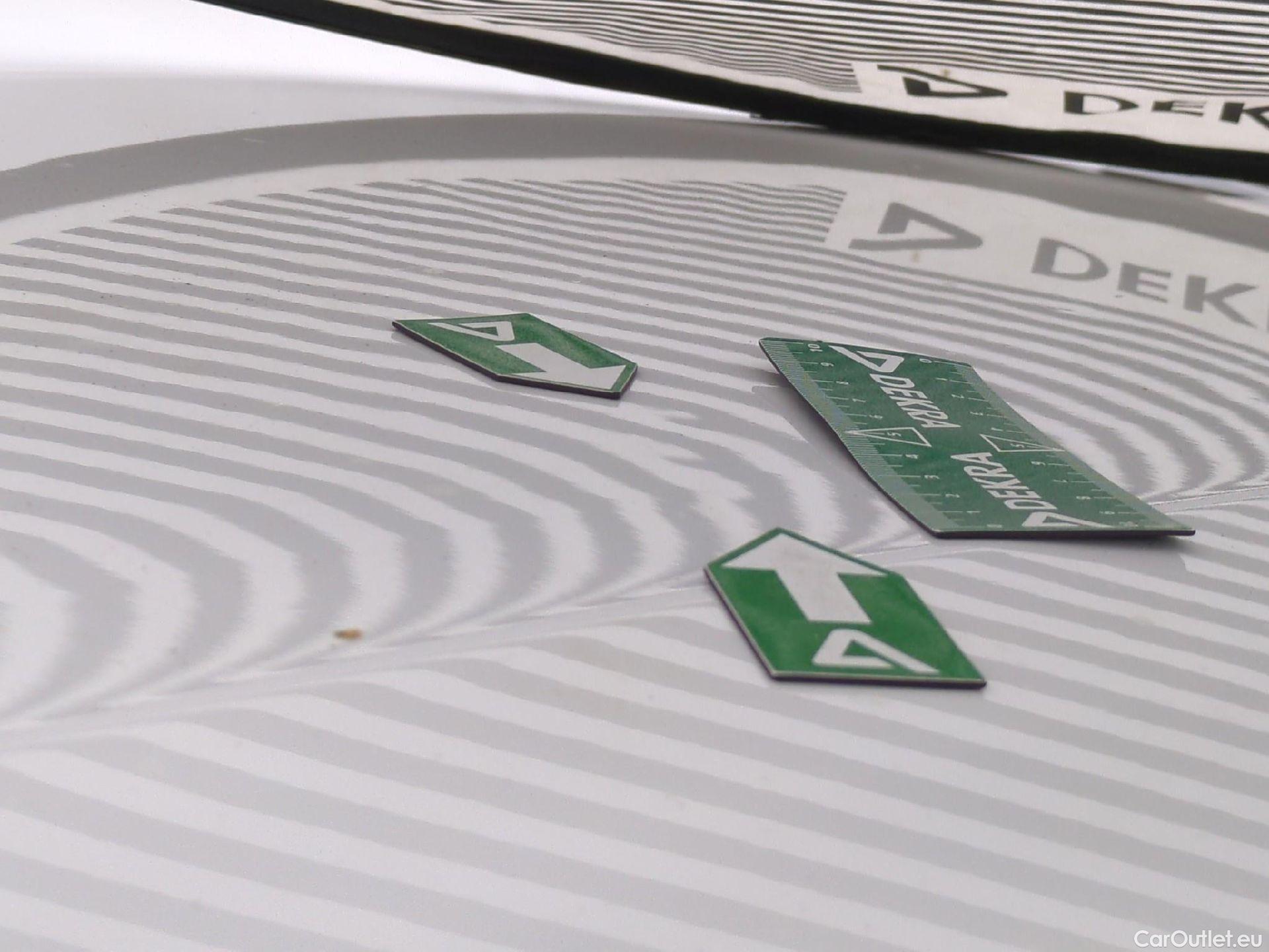  Citroen  C4 Cactus  Feel Nav Société 1.5 BlueHDI 120CV BVA6 E6dT #27