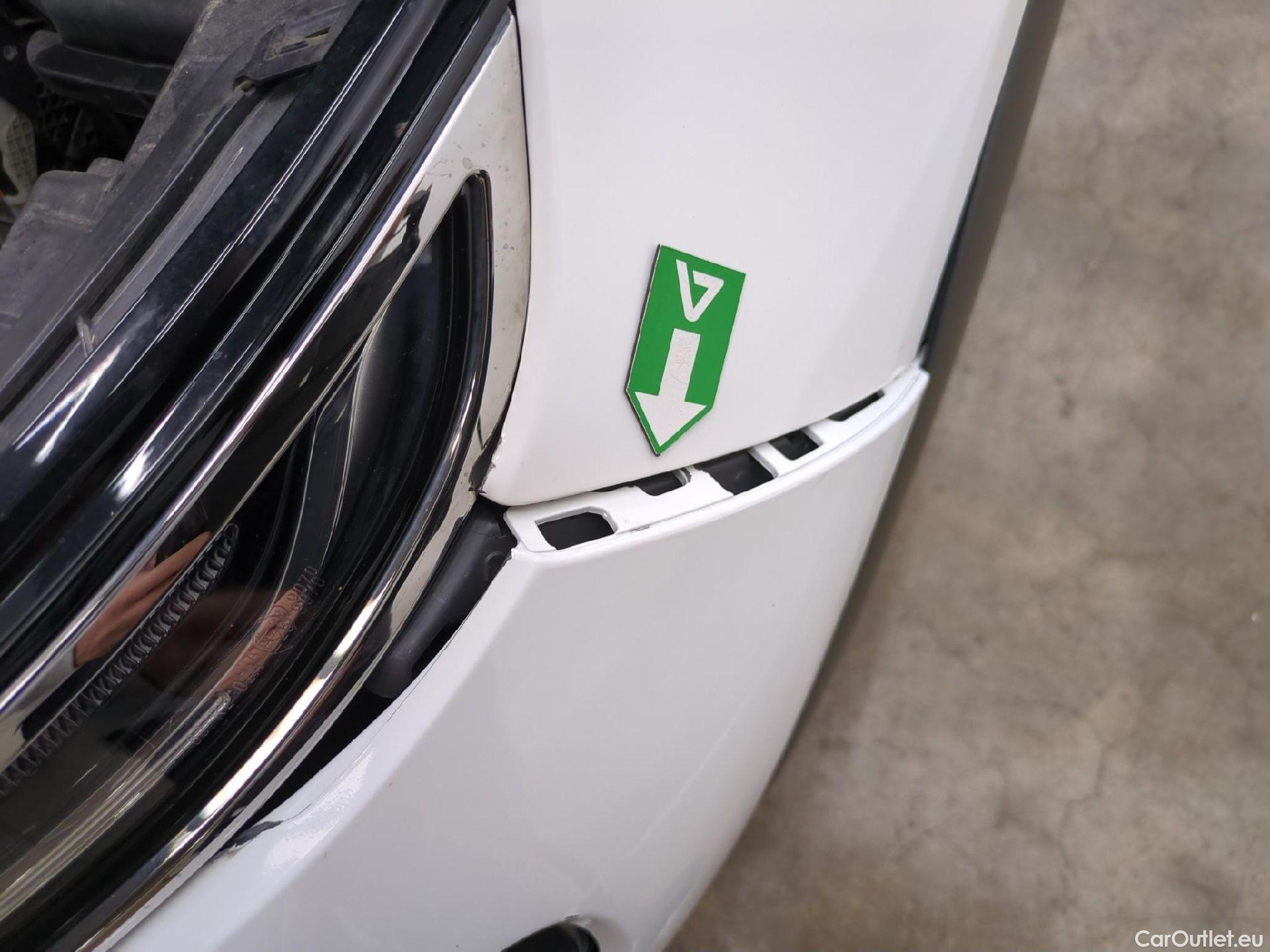  Citroen  C4 Cactus  Feel Nav Société 1.5 BlueHDI 120CV BVA6 E6dT #85