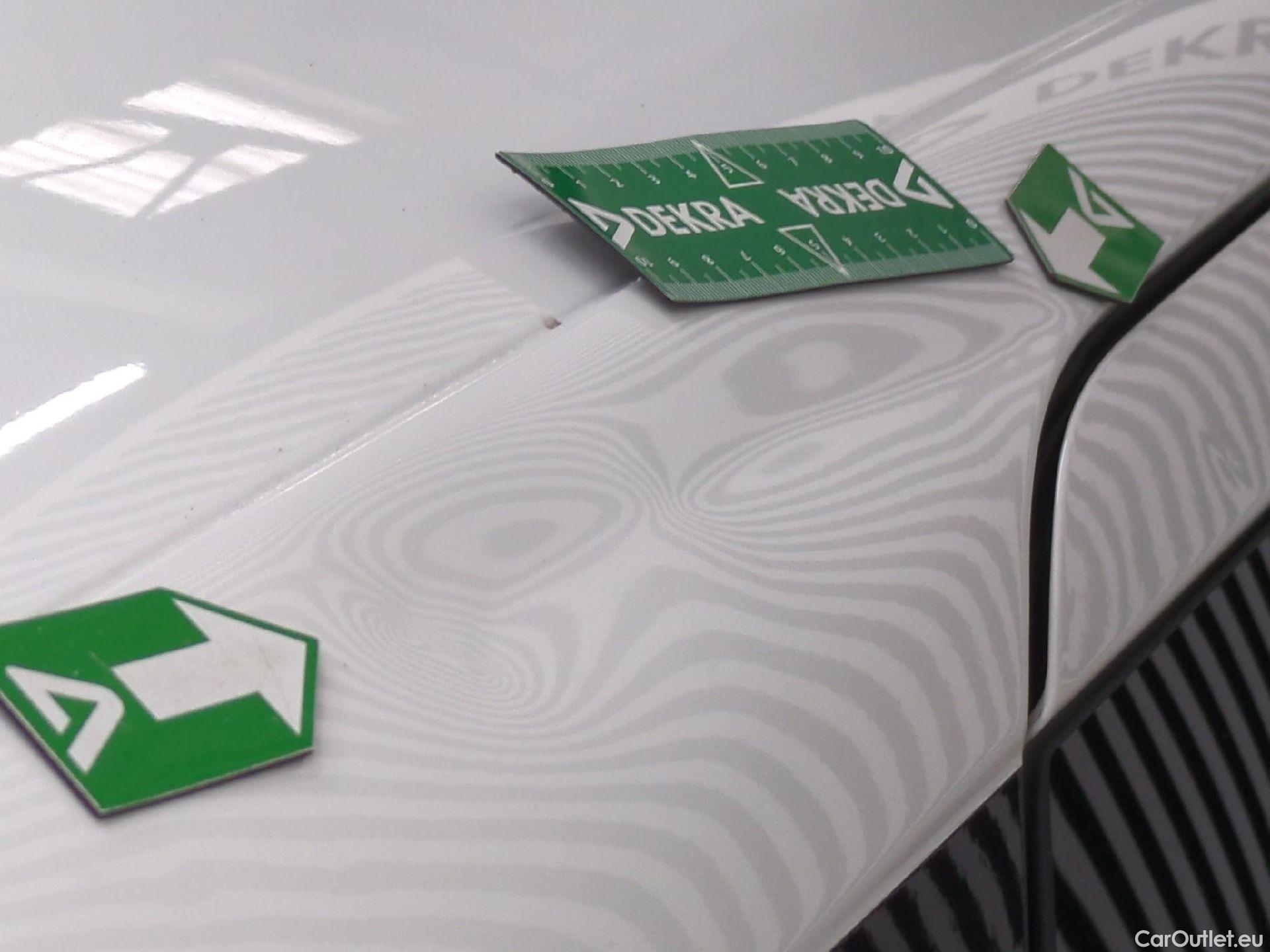  Citroen  C4 Cactus  Feel Nav Société 1.5 BlueHDI 120CV BVA6 E6dT #59