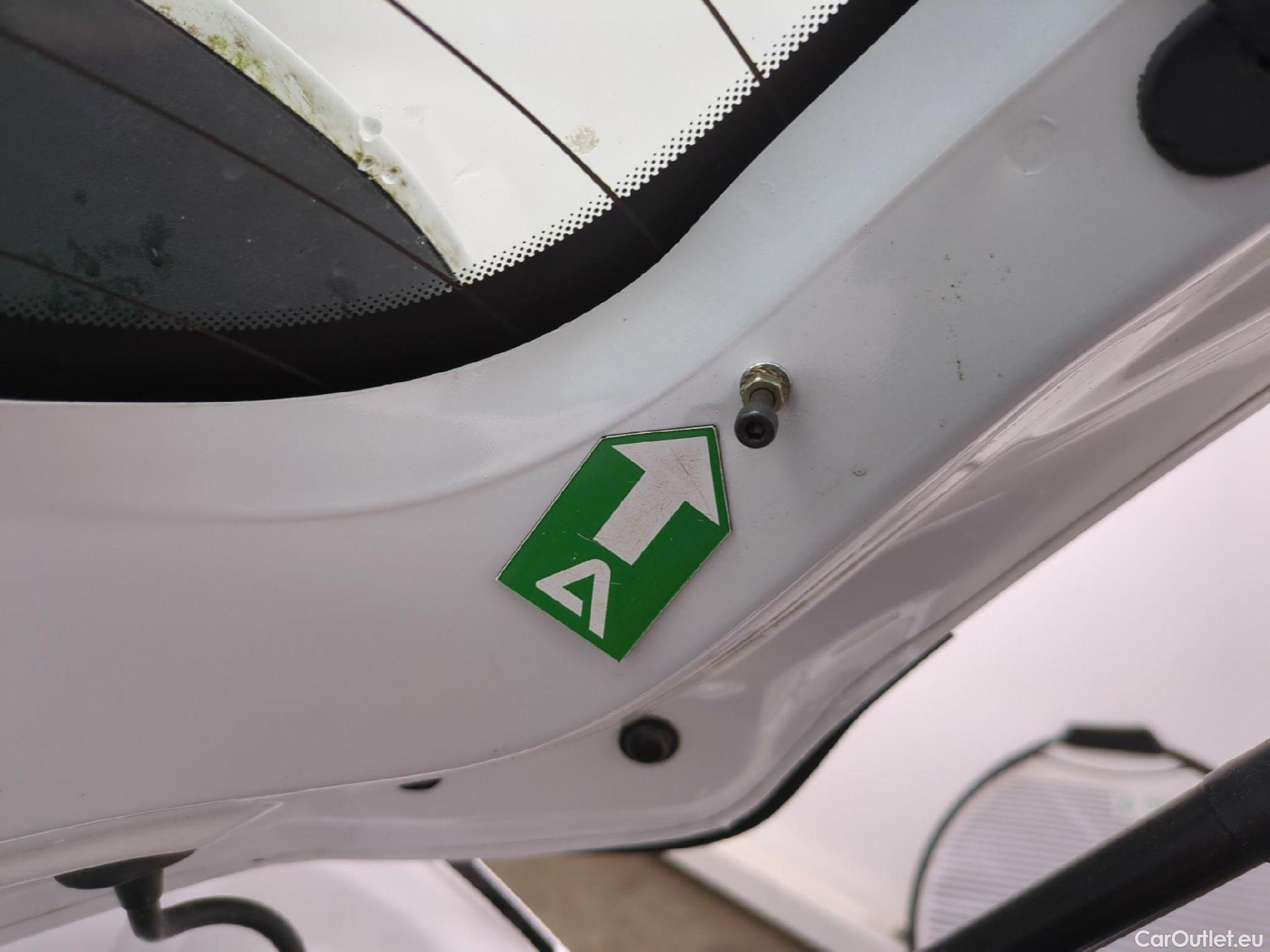  Citroen  C4 Cactus  Feel Nav Société 1.5 BlueHDI 120CV BVA6 E6dT #43