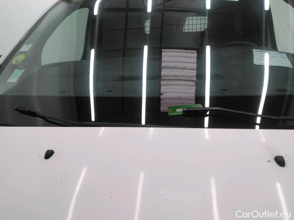  Peugeot  Expert  Fourgon Premium Compact 1.5 HDi 120CV BVM6 E6dT #37