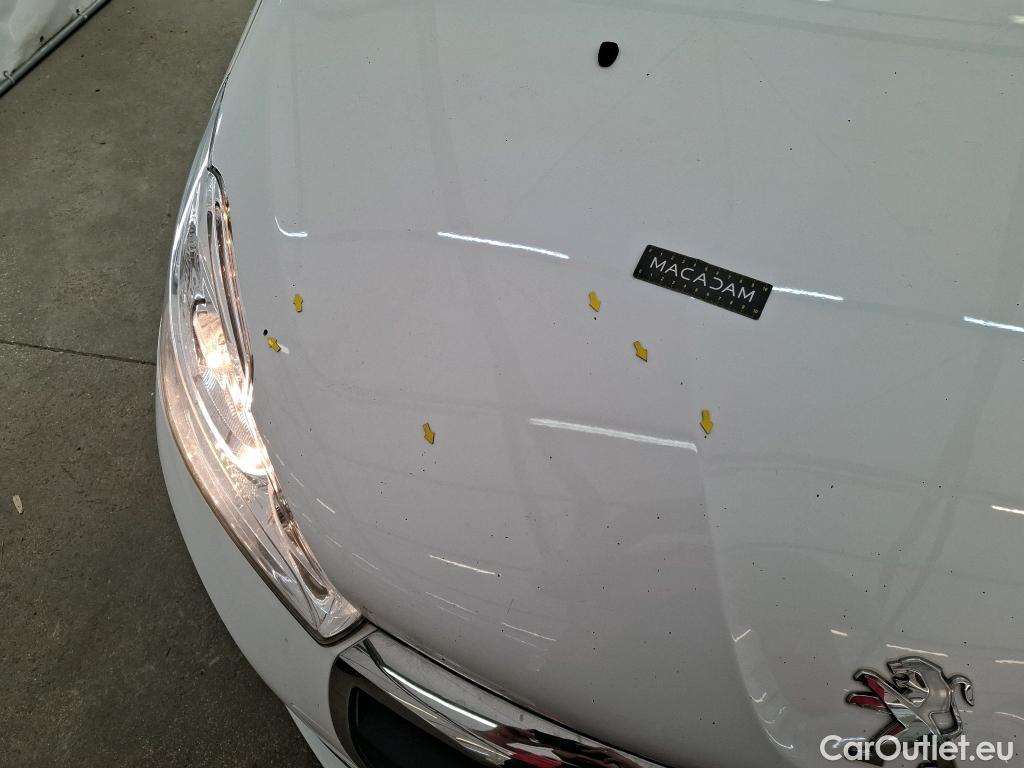  Peugeot  208  Affaire Premium Pack 1.5 HDi 100CV BVM5 E6dT #15