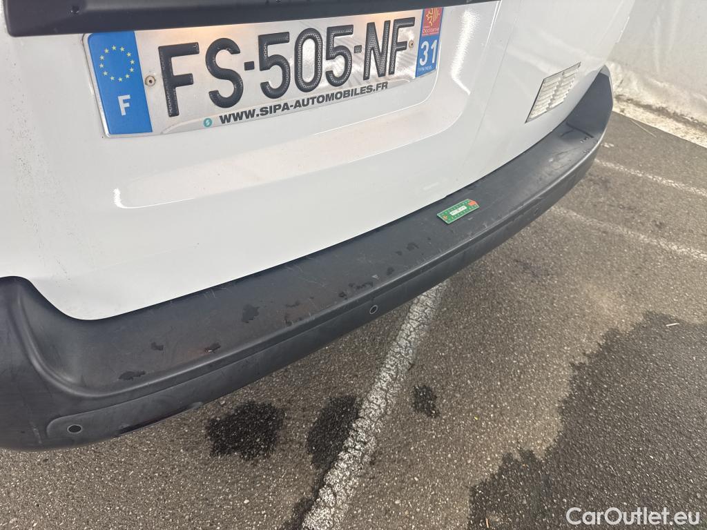  Opel  Vivaro OPEL  / 2019 / 4P / Fourgon tôlé 1.5 Diesel 120 L2 PACK BUSINESS #39