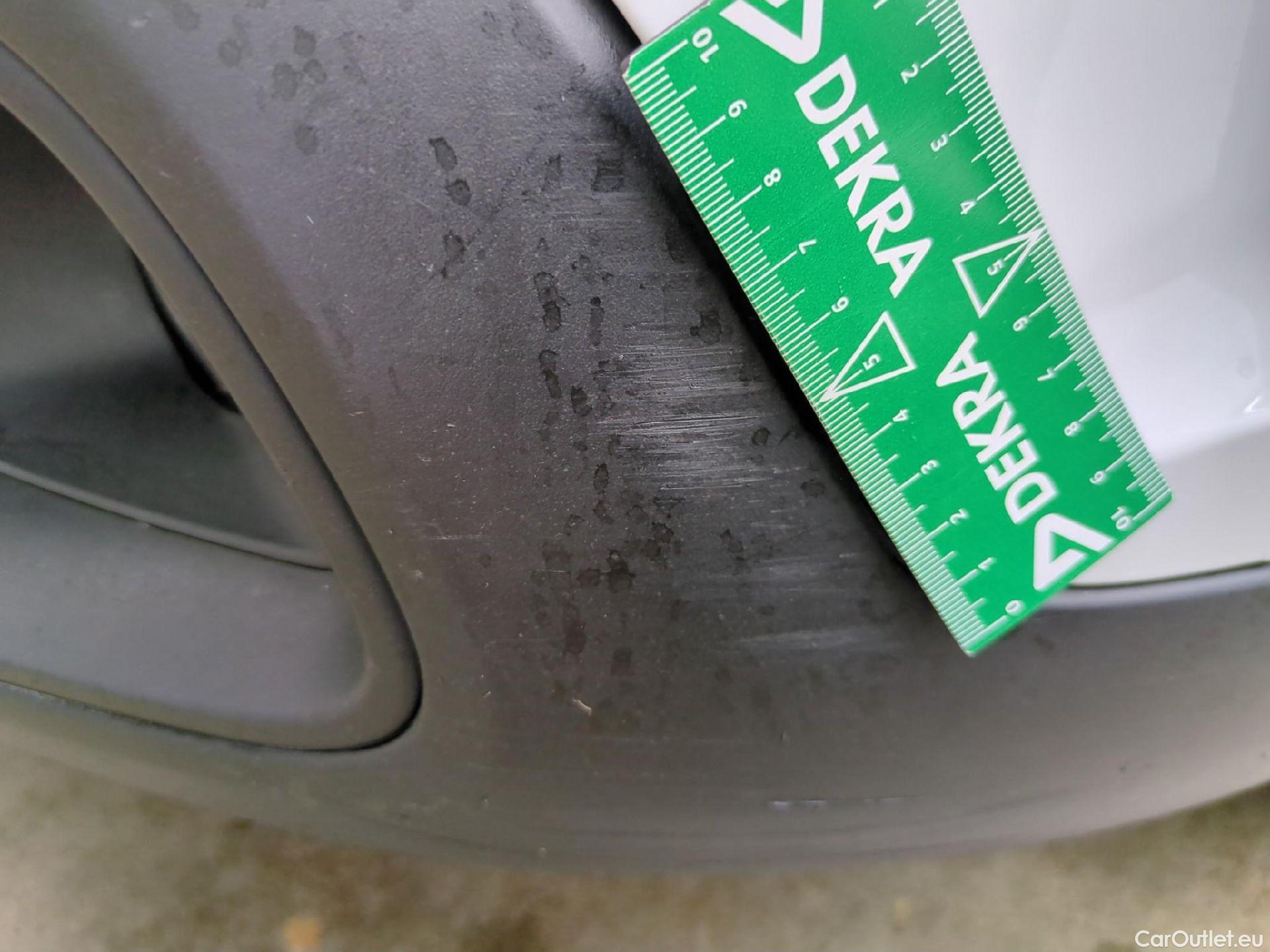  Citroen  C4 Cactus  Feel Nav Société 1.5 BlueHDI 120CV BVA6 E6dT #78