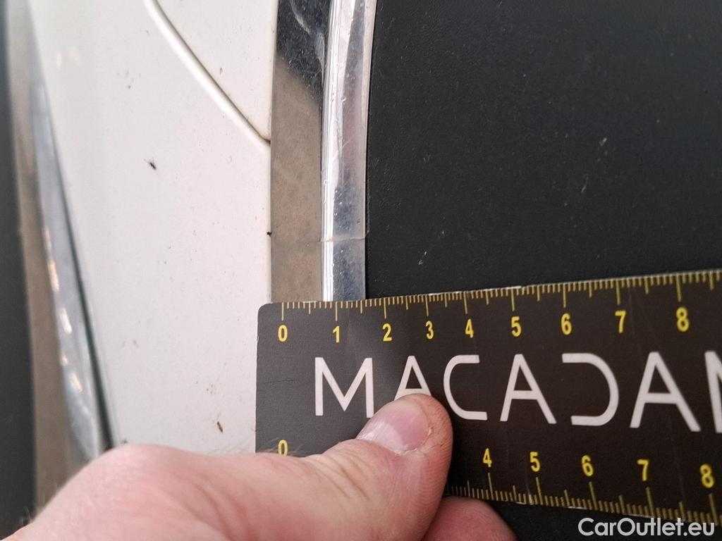  Peugeot  208  Affaire Premium Pack 1.5 HDi 100CV BVM5 E6dT #2