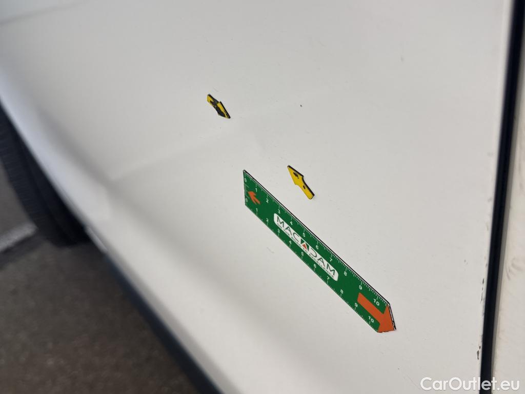  Opel  Vivaro OPEL  / 2019 / 4P / Fourgon tôlé 1.5 Diesel 120 L2 PACK BUSINESS #30