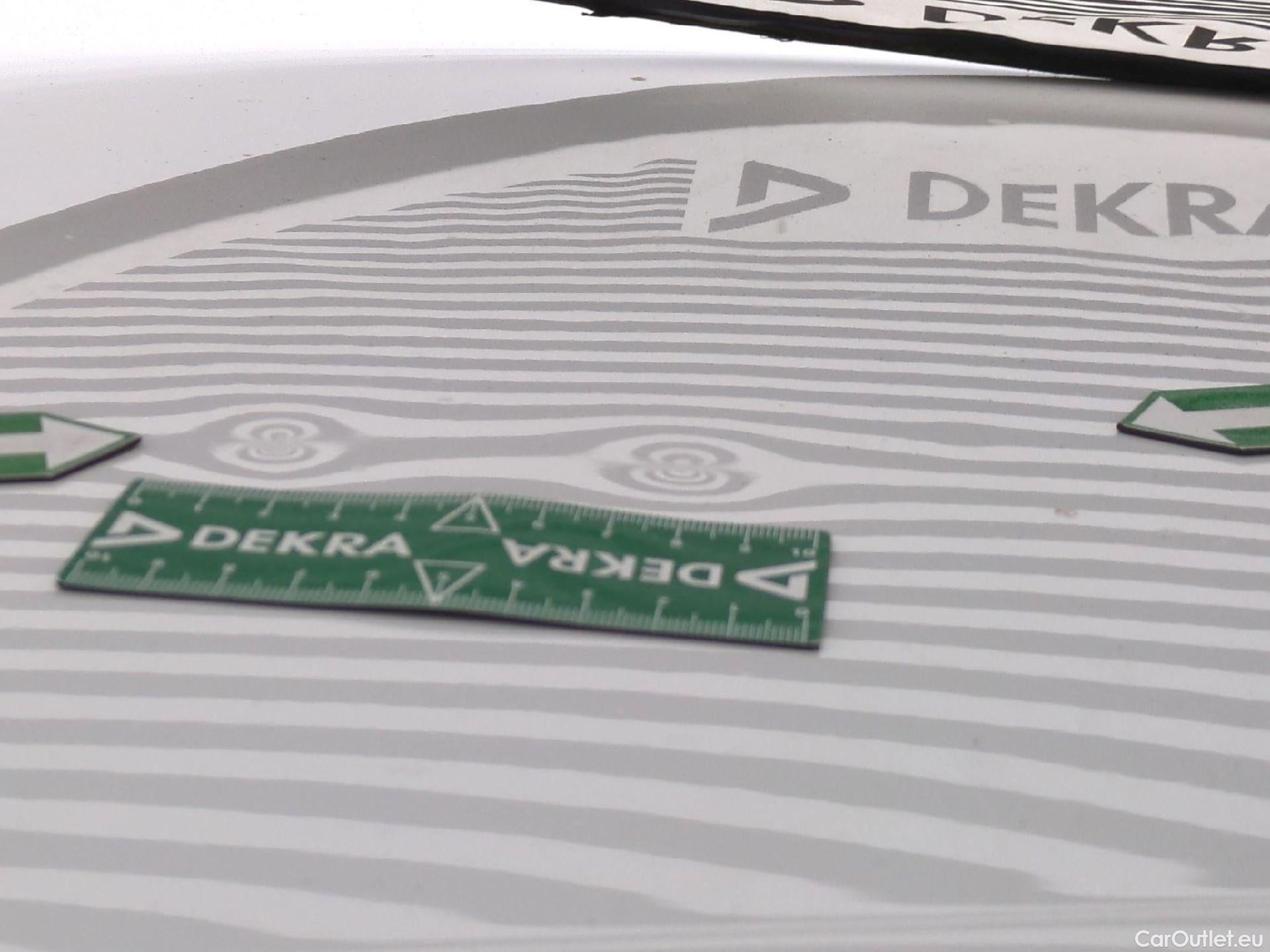  Citroen  C4 Cactus  Feel Nav Société 1.5 BlueHDI 120CV BVA6 E6dT #26