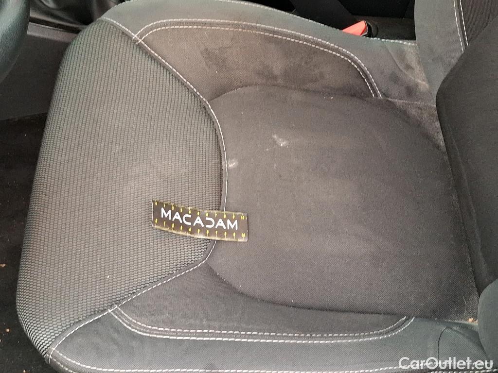  Renault  Clio  IV Air MediaNav 1.5 dCi 75CV BVM5 E6 #15